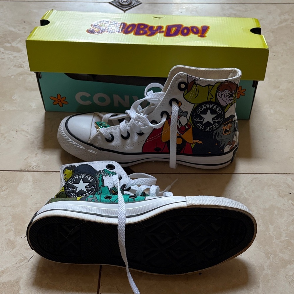 Converse White Scooby-Doo High-Tops - Picture 5 of 5